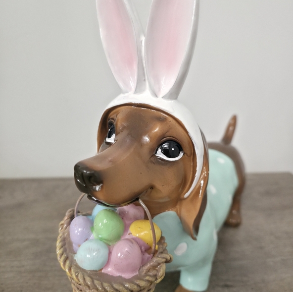 Easter Dachshund with Bunny Ears holding a basket Figurine Viral TikTok - Picture 6 of 7
